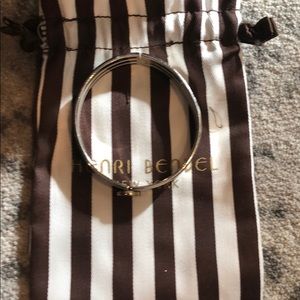 Hendri bendel bracelet